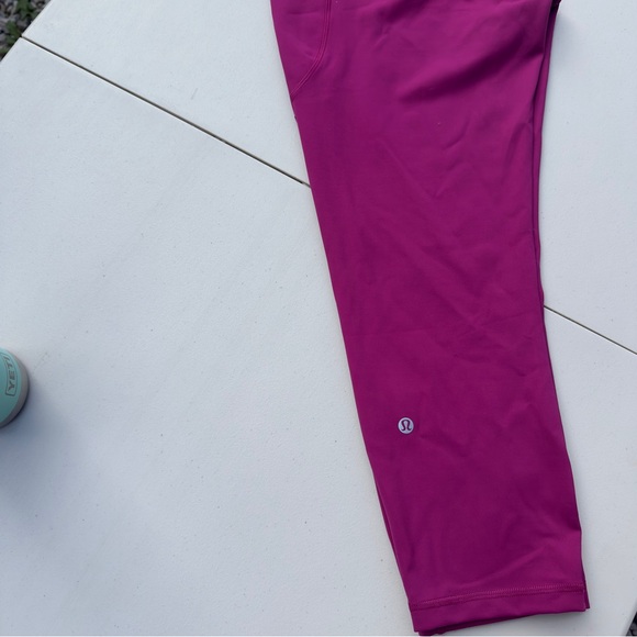 Magenta Leggings - Picture 6 of 7